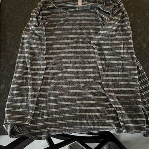 LuLaRoe Gray Striped Long Sleeve Top